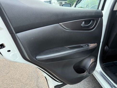 Used 2020 Nissan Rogue Sport S AWD/4WD image 21