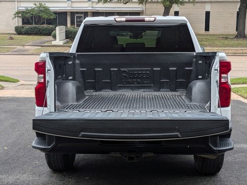 Used 2023 Chevrolet Silverado 1500 W/T w/ Trailering Package image 7