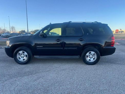 Used 2010 Chevrolet Tahoe LT image 2