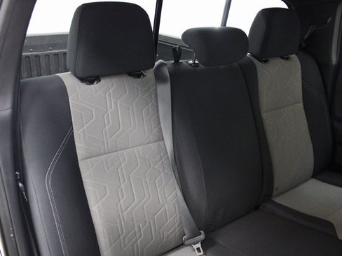 Used 2021 Toyota Tacoma TRD Off-Road w/ Technology Package image 27