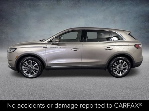 Certified 2021 Lincoln Nautilus Reserve AWD/4WD image 4