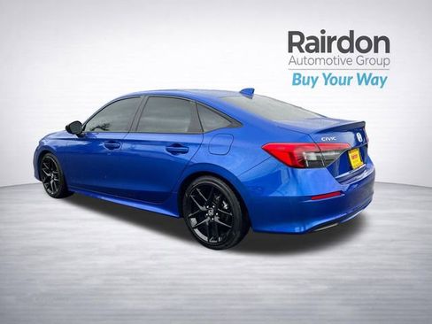 Used 2023 Honda Civic Sport image 6