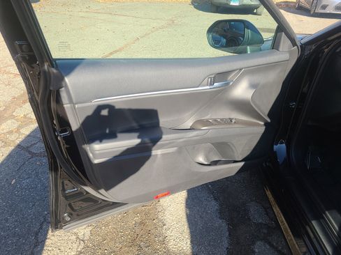 Certified 2023 Toyota Camry LE image 14