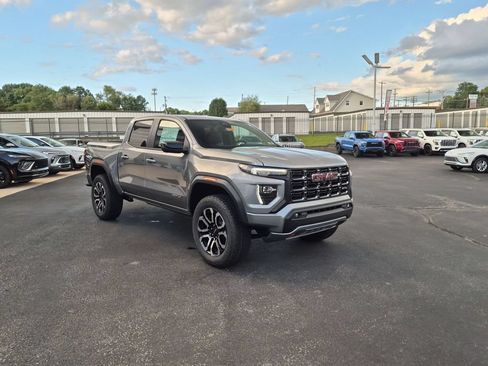 New 2026 GMC Canyon AT4 w/ Technology Plus Package AWD/4WD image 5