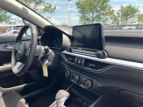 Certified 2024 Kia Forte LXS FWD image 30