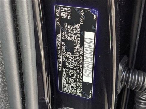 Used 2021 Volvo XC40 T5 Momentum image 23