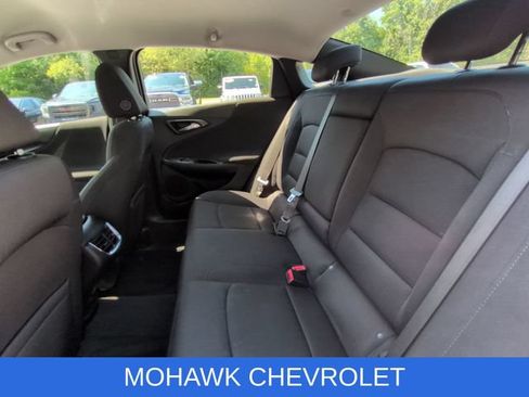 Used 2022 Chevrolet Malibu LT FWD image 25