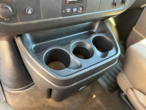 Used 2014 Chevrolet Express 1500 LT w/ LT Preferred Equipment Group AWD/4WD image 26