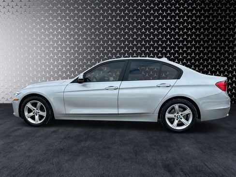 Used 2013 BMW 328i xDrive Sedan AWD/4WD image 3