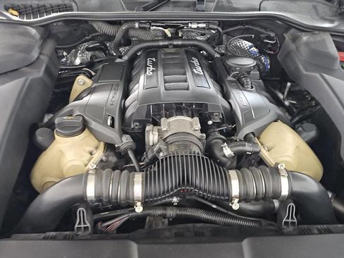 Used 2013 Porsche Cayenne Turbo image 11