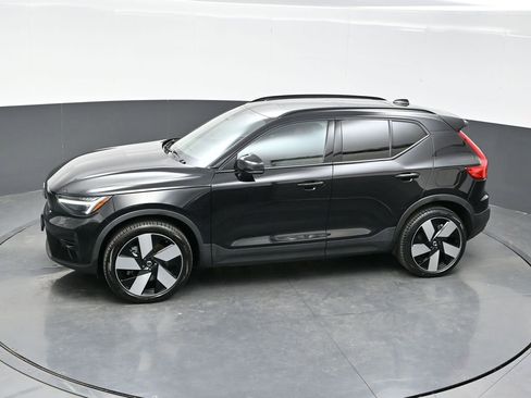 Used 2024 Volvo XC40 Recharge Ultimate w/ Protection Package Premier image 33