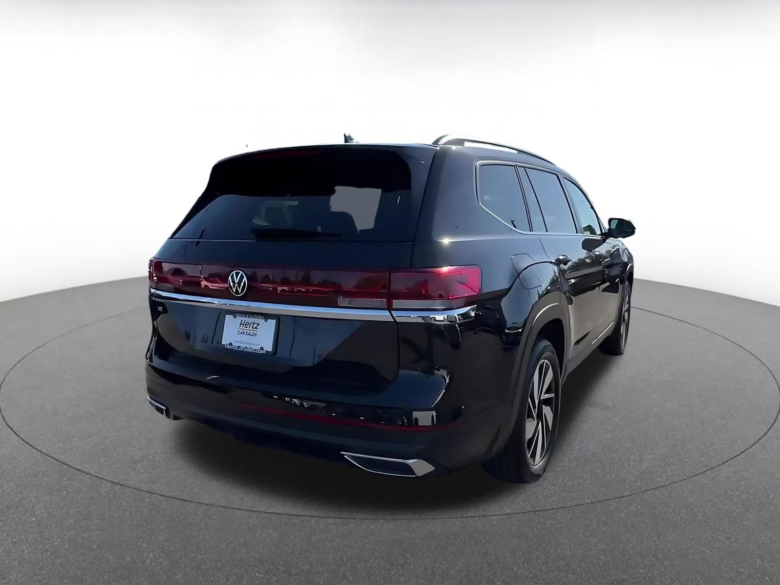 Used 2026 Volkswagen Atlas SE FWD image 13