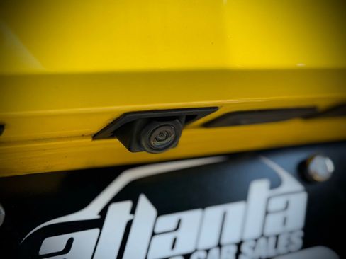 Used 2017 Chevrolet Camaro SS image 12