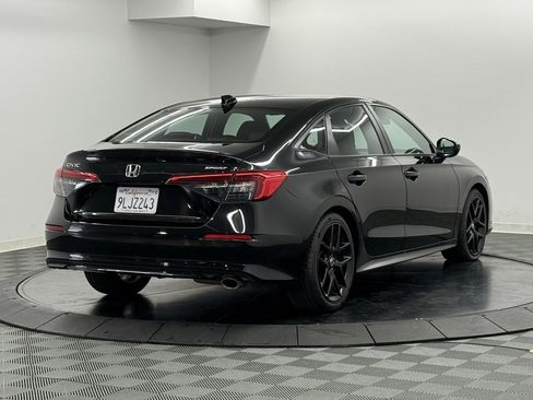 Used 2024 Honda Civic Sport image 6