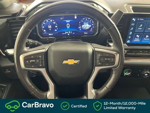 Used 2022 Chevrolet Silverado 1500 LT w/ Z71 Off-Road Package AWD/4WD image 25