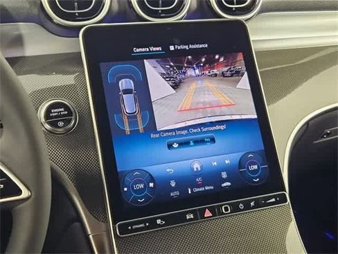 Used 2025 Mercedes-Benz GLC 300 4MATIC image 52