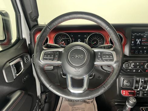 Used 2020 Jeep Gladiator Rubicon image 13