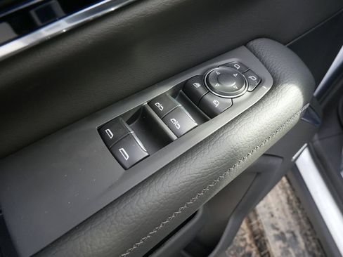 New 2026 GMC Yukon Denali image 8