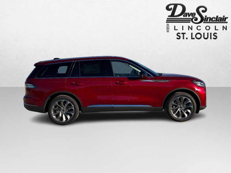 New 2027 Lincoln Aviator AWD image 2