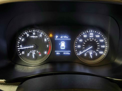 Used 2020 Hyundai Tucson Sport FWD image 7