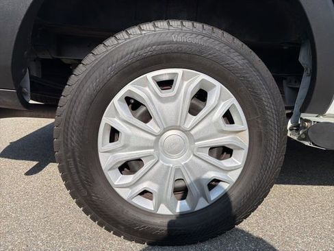 Used 2024 Ford Transit 250 Low Roof w/ Exterior Upgrade Package image 17