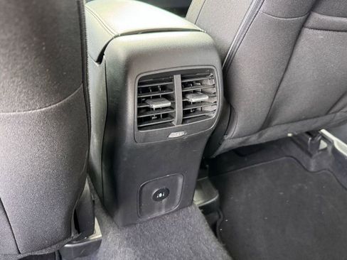 Used 2023 Ford Escape Active w/ Tech Pack #1 AWD/4WD image 16