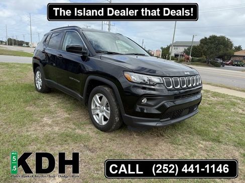 Certified 2022 Jeep Compass Latitude w/ Convenience Group image 1