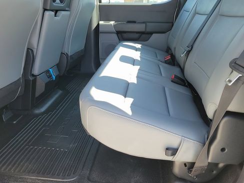 New 2026 Ford F250 XL w/ XL Chrome Package image 7