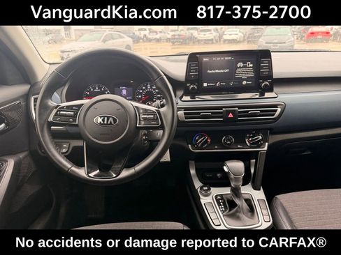 Certified 2021 Kia Seltos S image 17