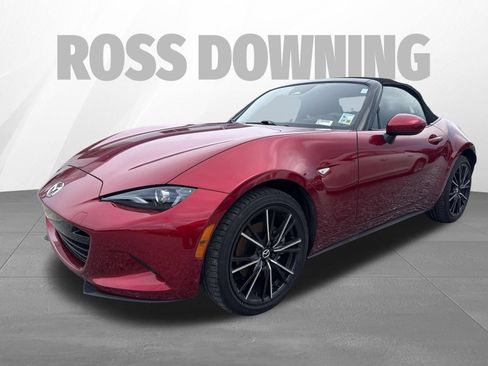 Used 2025 MAZDA MX-5 Miata Grand Touring RWD image 10