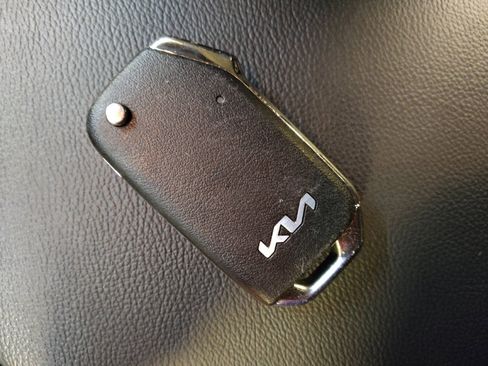 Used 2024 Kia Soul LX w/ Option Group 015 image 32