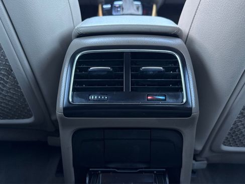 Used 2009 Audi A4 2.0T Premium Plus image 37