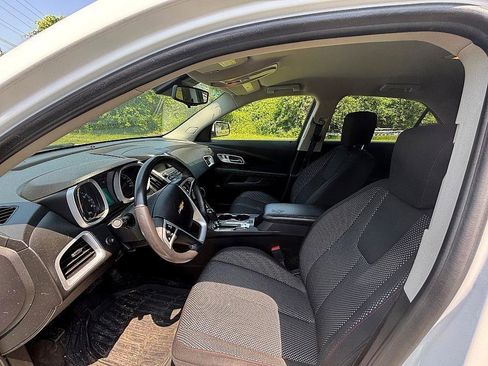 Used 2016 Chevrolet Equinox LT w/ Convenience Package image 13