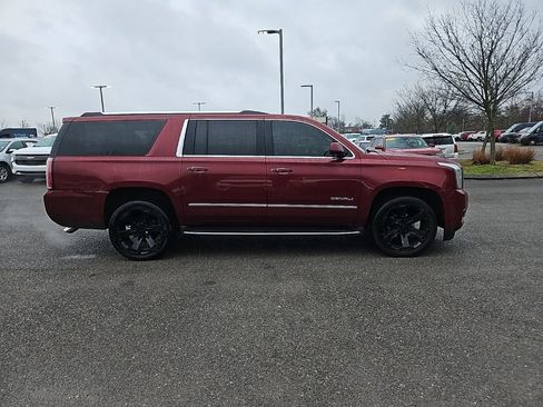 Used 2018 GMC Yukon XL Denali w/ Open Road Package image 8