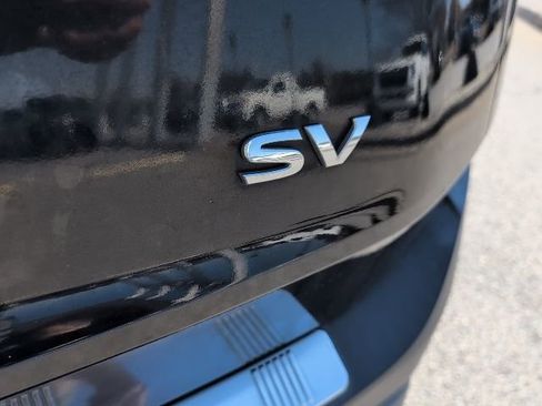 Used 2022 Nissan Rogue SV image 13