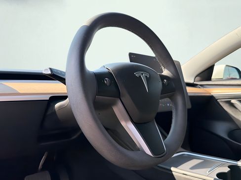Used 2023 Tesla Model 3 Standard Range RWD image 51