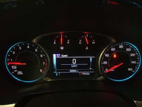 Used 2018 Chevrolet Traverse LT image 23