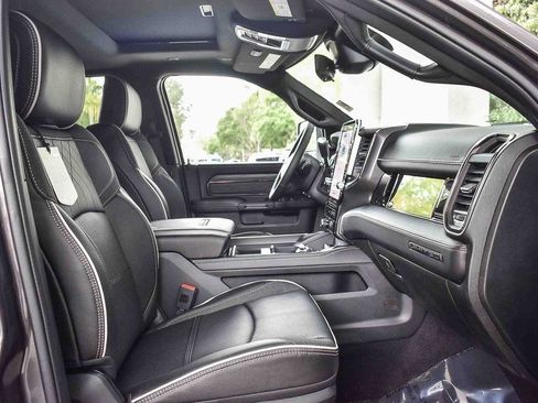 New 2026 RAM 2500 Limited image 17