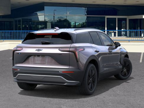 New 2026 Chevrolet Blazer EV LT image 4