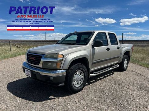 Used 2004 GMC Canyon SLE AWD/4WD image 1