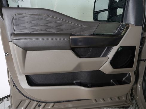 Used 2026 Ford F450 Platinum w/ Platinum Plus Package image 13