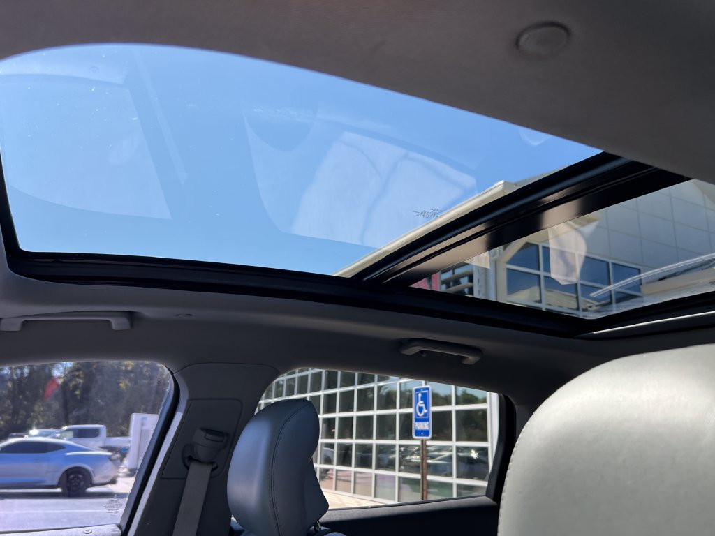 Used 2019 Lincoln Nautilus Reserve w/ Ultimate Package FWD image 11