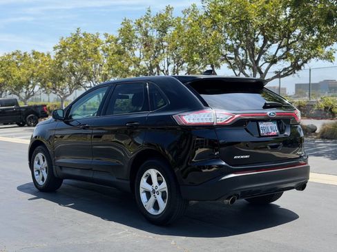 Used 2018 Ford Edge SE FWD image 7