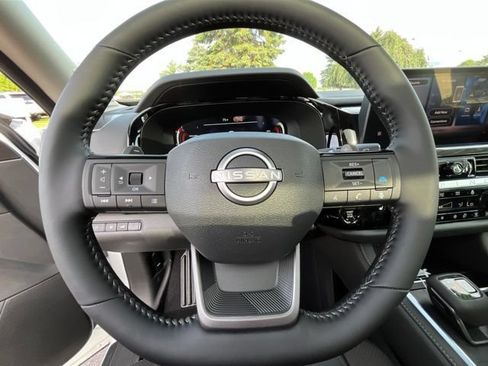 New 2026 Nissan Pathfinder SL w/ SL Premium Package AWD/4WD image 22