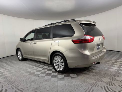Used 2016 Toyota Sienna XLE w/ XLE Navigation Package image 6