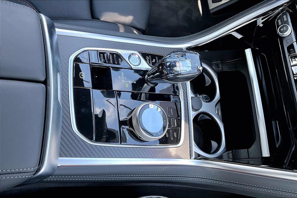 New 2026 BMW M850i xDrive AWD/4WD image 19