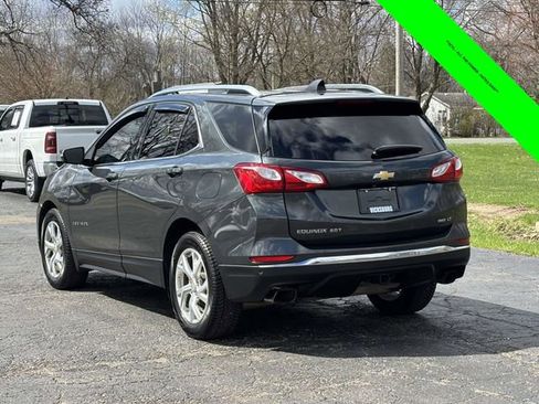 Used 2019 Chevrolet Equinox LT w/ Sun & Navigation Package image 2