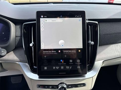 New 2026 Volvo XC90 B6 Ultra w/ Protection Package image 26