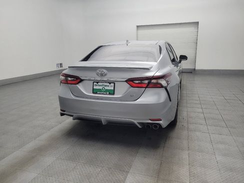 Used 2021 Toyota Camry SE image 7