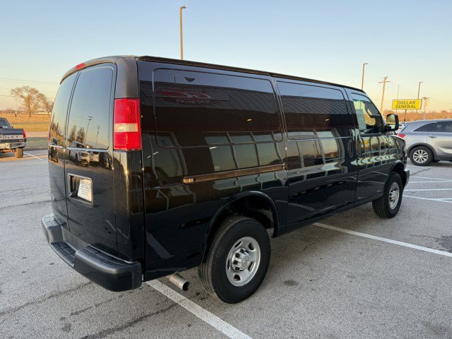 Used 2025 Chevrolet Express 2500 w/ Driver Convenience Package RWD image 2